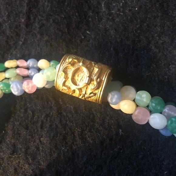 Vintage Beaded Layered Necklace - Picture 4 of 17